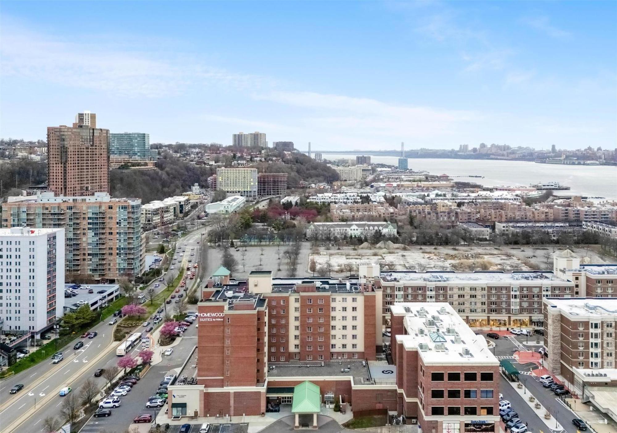 Homewood Suites By Hilton Edgewater-Nyc Area Exterior photo